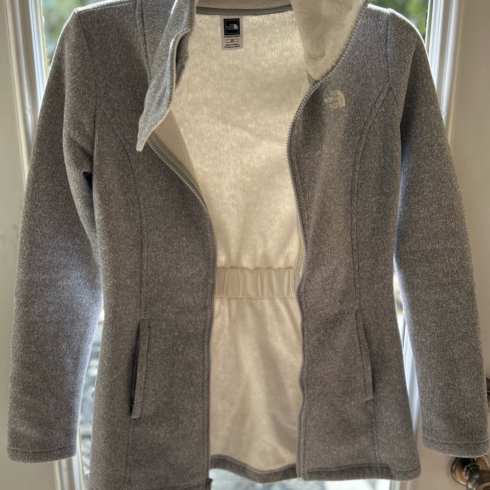 Women’s size Small Northface Jacket